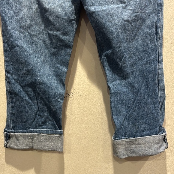 Delia's Bailey Women's Denim Cropped Jeans - Picture 4 of 6